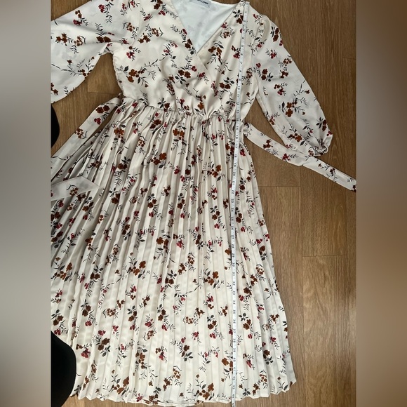 CITRUS & LEMON boho floral maxi dress, long sleeves - Picture 11 of 12